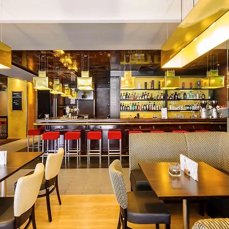 Mercure Porta Nigra Hotell 4*