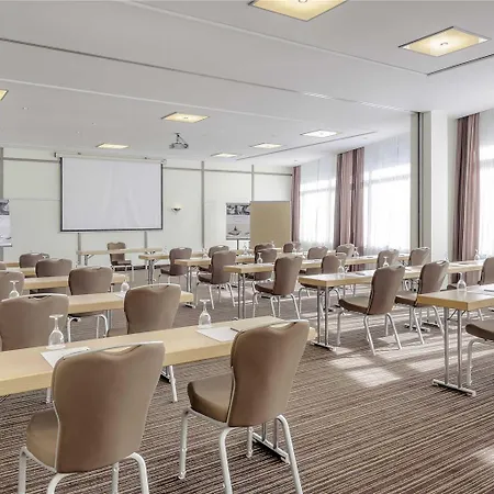Mercure Porta Nigra 4* ترير