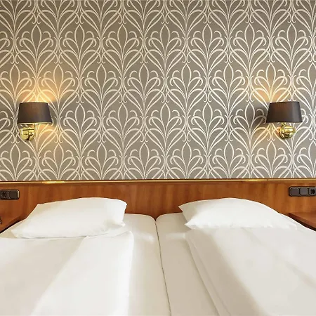 Mercure Porta Nigra فندق ترير