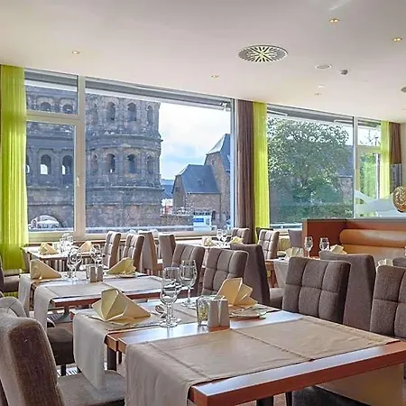 Mercure Porta Nigra Hotel 4*