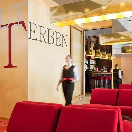 Mercure Porta Nigra Hotell 4*