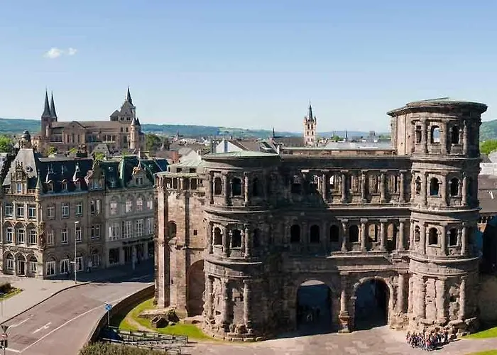 Mercure Porta Nigra فندق