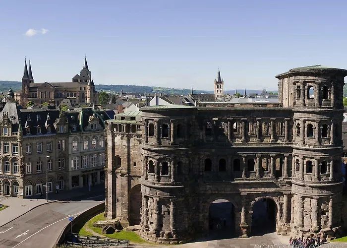 ホテル メルキュール ポルタニグラ 4*